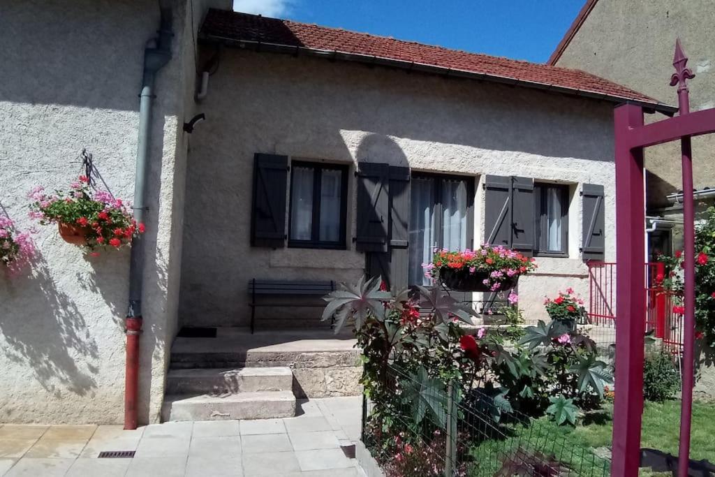 Maison Aux Portes Du Centre Historique De Dijon Avec 3 Chambres Et Garage Bagian luar foto